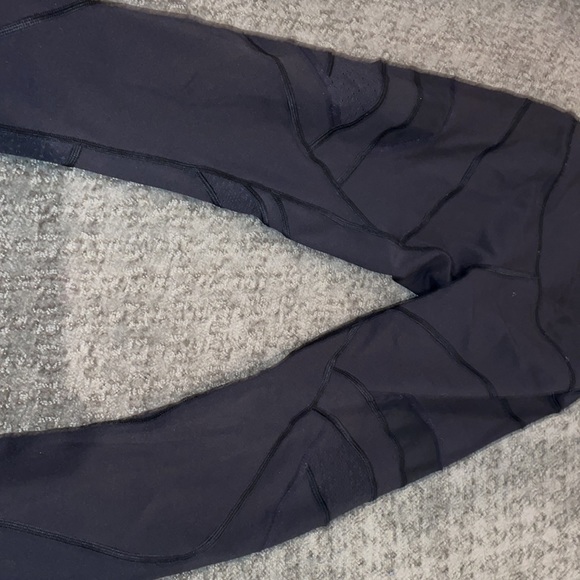 Lululemon mesh leggings - Picture 2 of 6